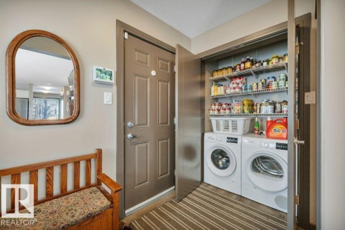 497 Chappelle Drive, Edmonton, AB - Indoor Photo Showing Laundry Room