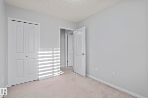 #62 4050 Savaryn Drive Sw, Edmonton, AB - Indoor