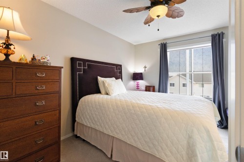 157 603 Watt Boulevard, Edmonton, AB - Indoor Photo Showing Bedroom