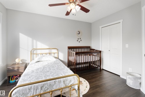 157 603 Watt Boulevard, Edmonton, AB - Indoor Photo Showing Bedroom