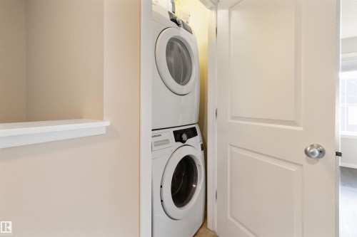 157 603 Watt Boulevard, Edmonton, AB - Indoor Photo Showing Laundry Room