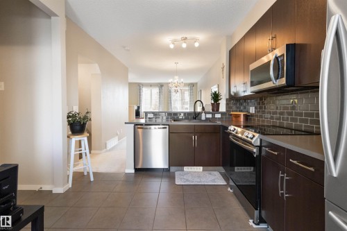 157 603 Watt Boulevard, Edmonton, AB - Indoor Photo Showing Kitchen With Stainless Steel Kitchen