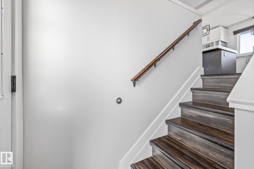 View of staircase - 14911 96 Street, Edmonton, AB - Indoor Photo Showing Other Room