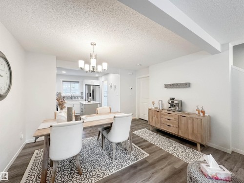 1270 Rosenthal Boulevard, Edmonton, AB - Indoor