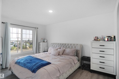 403 15211 139 Street, Edmonton, AB - Indoor Photo Showing Bedroom