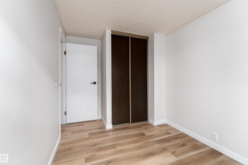 2909 139 Avenue, Edmonton, AB - Indoor Photo Showing Other Room