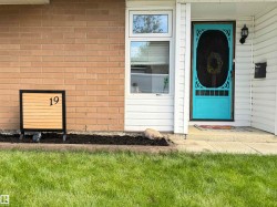 19 Greenfield Estates  St. Albert, AB T8N 2G2