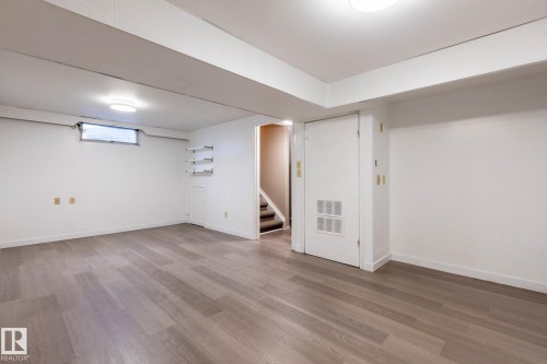 19 Greenfield Estates, St. Albert, AB - Indoor