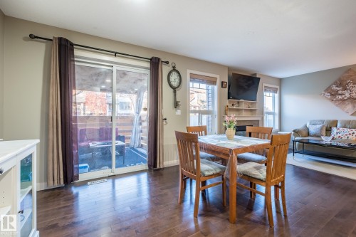 1692 Cunningham Way, Edmonton, AB - Indoor Photo Showing Dining Room