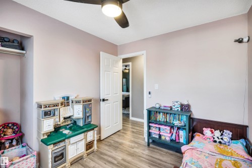 8612 33 Avenue Nw, Edmonton, AB - Indoor