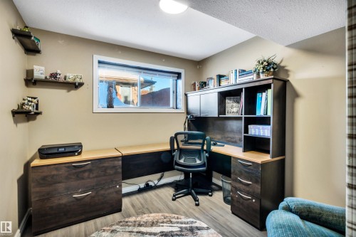 8612 33 Avenue Nw, Edmonton, AB - Indoor Photo Showing Office