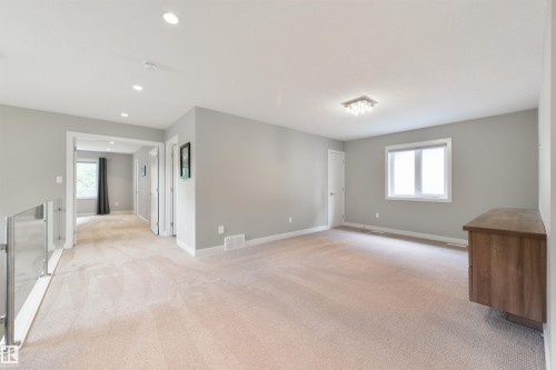 5410 110 Street, Edmonton, AB - Indoor Photo Showing Other Room