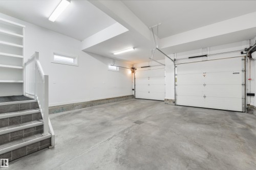 5410 110 Street, Edmonton, AB - Indoor Photo Showing Garage