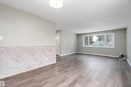 10 Wild Hay Drive, Devon, AB - Indoor Photo Showing Other Room