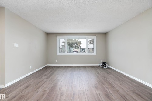 10 Wild Hay Drive, Devon, AB - Indoor Photo Showing Other Room