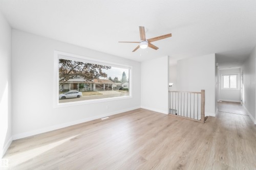 7115 12 Avenue, Edmonton, AB - Indoor