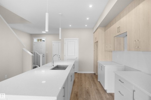 22914 95A Avenue, Edmonton, AB - Indoor Photo Showing Kitchen With Double Sink