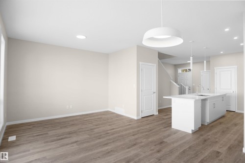 22914 95A Avenue, Edmonton, AB - Indoor Photo Showing Kitchen