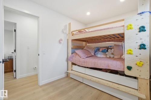 9208 68 Street, Edmonton, AB - Indoor Photo Showing Bedroom