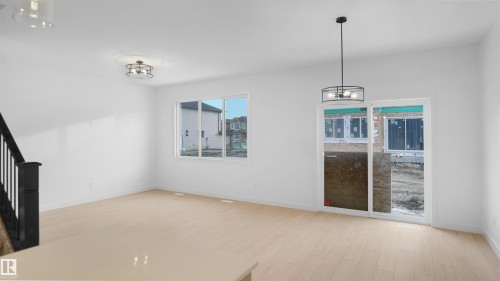 4715 Kinney Road, Edmonton, AB - Indoor Photo Showing Other Room