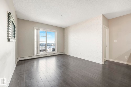 414 507 Albany Way, Edmonton, AB - Indoor Photo Showing Other Room