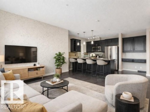 414 507 Albany Way, Edmonton, AB - Indoor Photo Showing Living Room