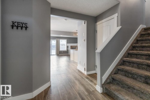 1119 37B Avenue, Edmonton, AB - Indoor Photo Showing Other Room