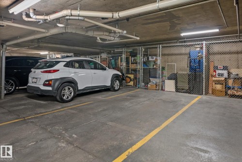 203 160 Kingswood Boulevard, St. Albert, AB - Indoor Photo Showing Garage