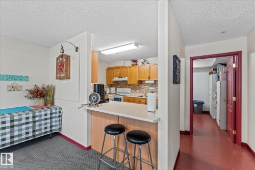 203 160 Kingswood Boulevard, St. Albert, AB - Indoor Photo Showing Kitchen