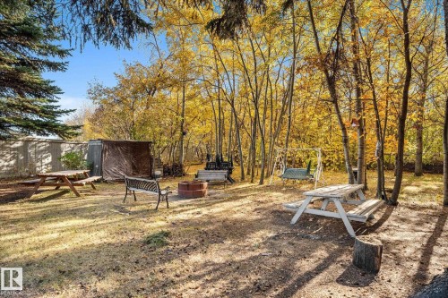 203 160 Kingswood Boulevard, St. Albert, AB - Outdoor