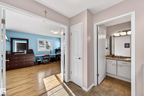 4 85 Gervais Road, St. Albert, AB - Indoor Photo Showing Other Room