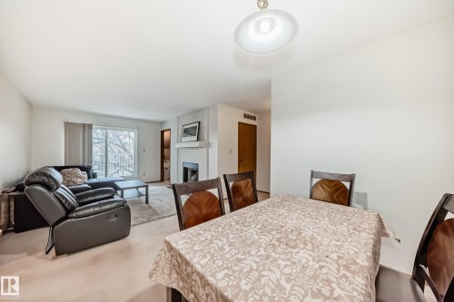 307 60 Alpine Place, St. Albert, AB - Indoor Photo Showing Dining Room