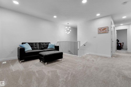 1632 Plum Circle, Edmonton, AB - Indoor