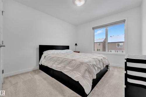 1632 Plum Circle, Edmonton, AB - Indoor Photo Showing Bedroom