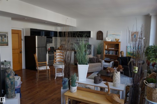808 10134 100 Street, Edmonton, AB - Indoor With Fireplace