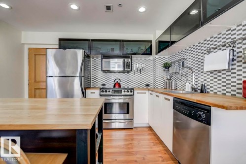 808 10134 100 Street, Edmonton, AB - Indoor Photo Showing Kitchen