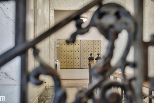 808 10134 100 Street, Edmonton, AB - Indoor Photo Showing Other Room