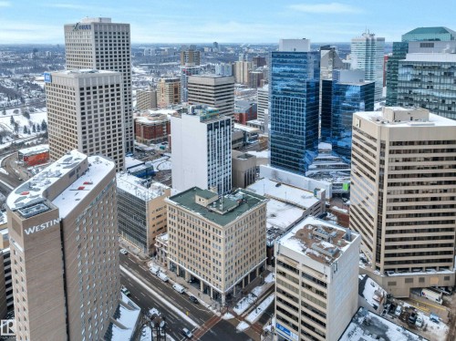 808 10134 100 Street, Edmonton, AB - Outdoor