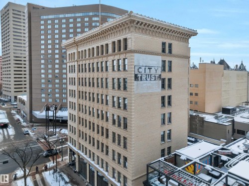 808 10134 100 Street, Edmonton, AB - Outdoor