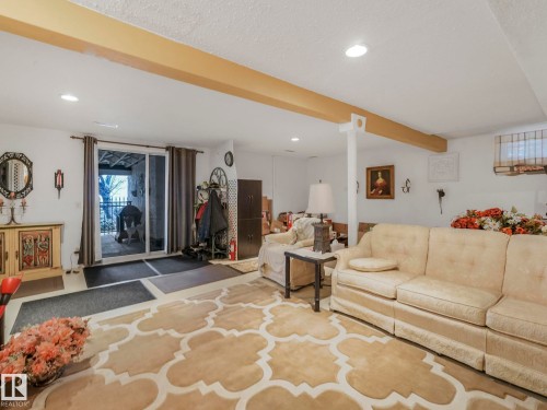 76 Goodridge Drive, St. Albert, AB - Indoor Photo Showing Living Room