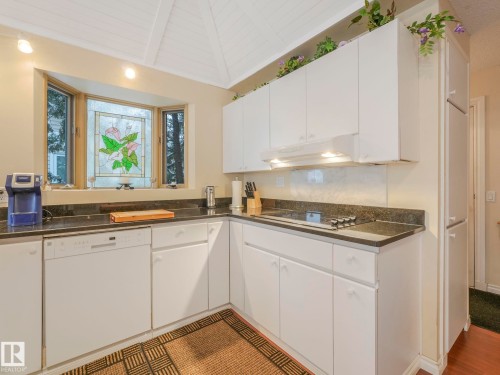 76 Goodridge Drive, St. Albert, AB - Indoor Photo Showing Kitchen