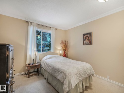 76 Goodridge Drive, St. Albert, AB - Indoor Photo Showing Bedroom