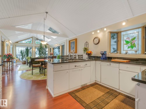 76 Goodridge Drive, St. Albert, AB - Indoor Photo Showing Kitchen
