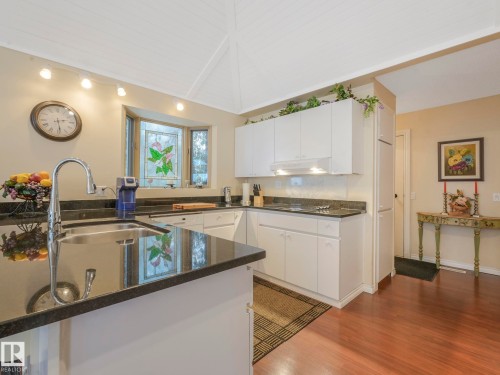 76 Goodridge Drive, St. Albert, AB - Indoor Photo Showing Kitchen