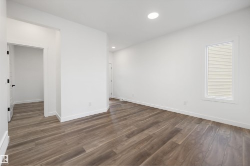 19308 29 Avenue, Edmonton, AB - Indoor Photo Showing Other Room