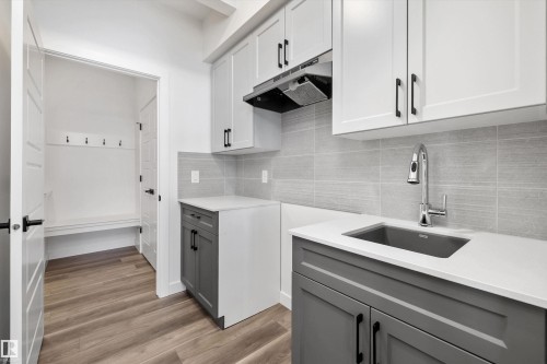 19428 25 Avenue, Edmonton, AB - Indoor Photo Showing Kitchen