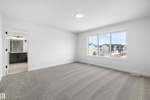 19428 25 Avenue, Edmonton, AB - Indoor Photo Showing Other Room