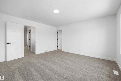19428 25 Avenue, Edmonton, AB - Indoor Photo Showing Other Room