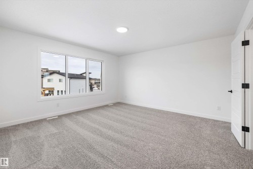 19428 25 Avenue, Edmonton, AB - Indoor Photo Showing Other Room