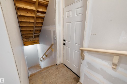19428 25 Avenue, Edmonton, AB - Indoor Photo Showing Other Room